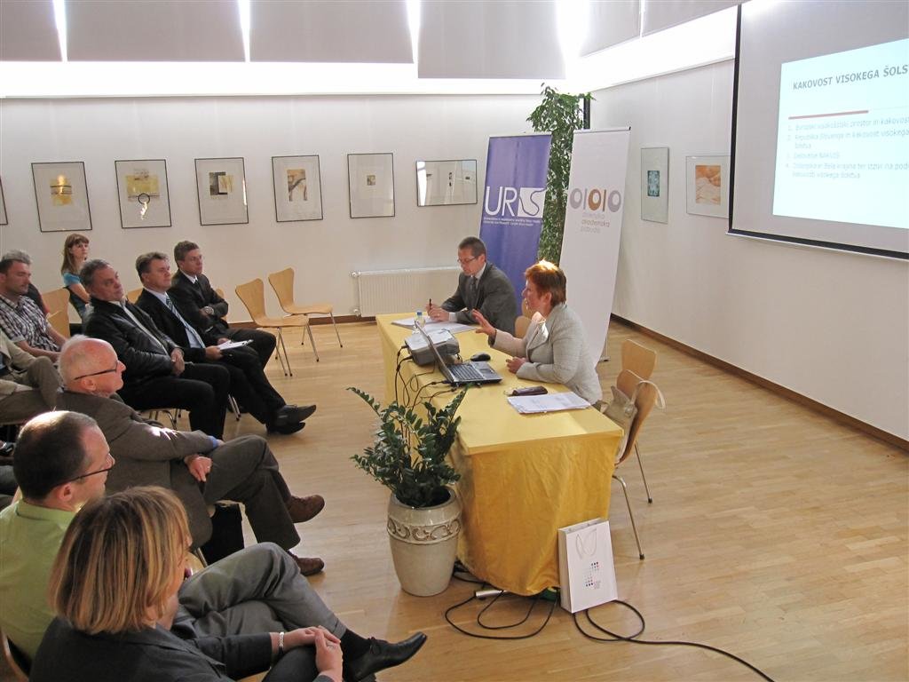 5. Akademski večer