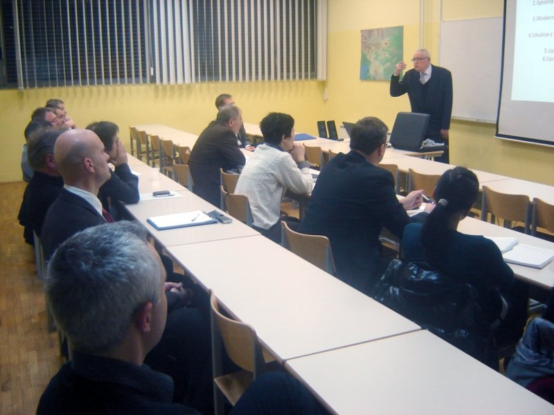 2011/2012 - Peti doktorski kolokvij: Milenijske dileme in iskanja v razumevanju organizacije in menedžmenta - na prehodu iz biosfere v noosfero.