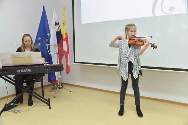 Utrinki Slavnostne akademije FOŠ 2016